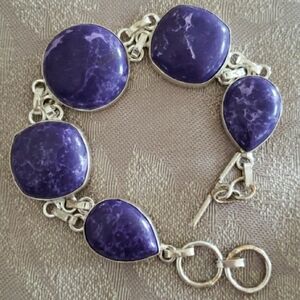 Bracelet,  purple gemstone & 925 silver. Handmade.